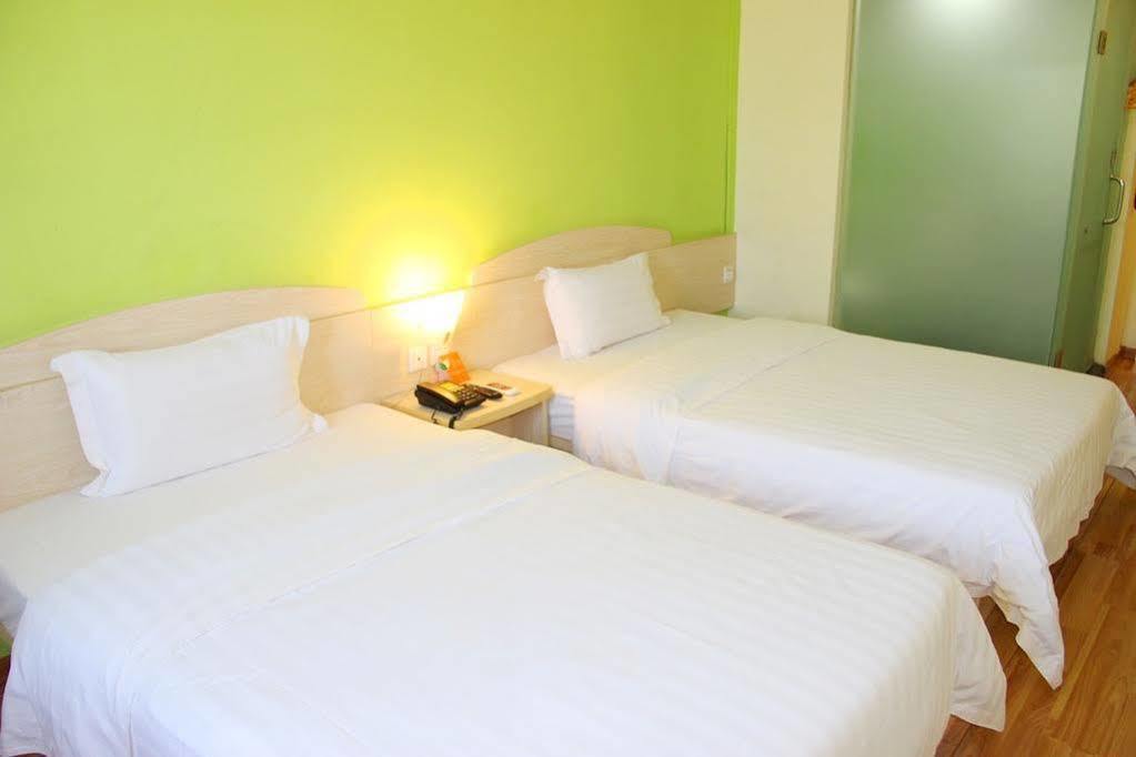 7Days Inn Guangzhou Kecun Branch מראה חיצוני תמונה